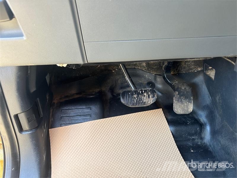 Ford F-150 XLT 4x4 Crew Cab Pickup Other