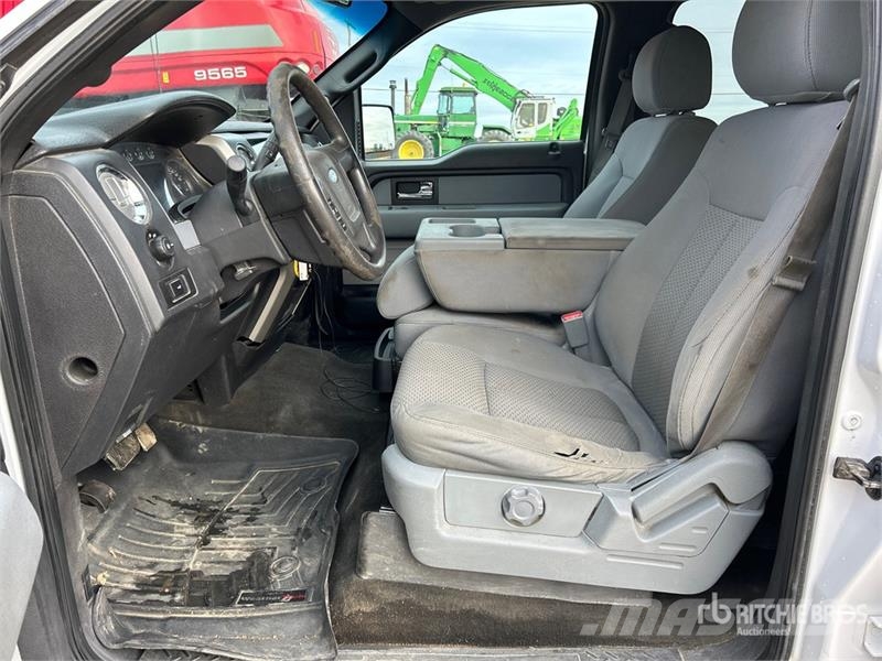 Ford F-150 XLT 4x4 Crew Cab Pickup Drugi