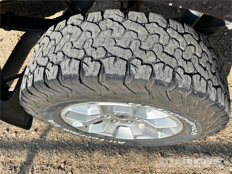 Ford F-150 XLT 4x4 Crew Cab Pickup Ostalo