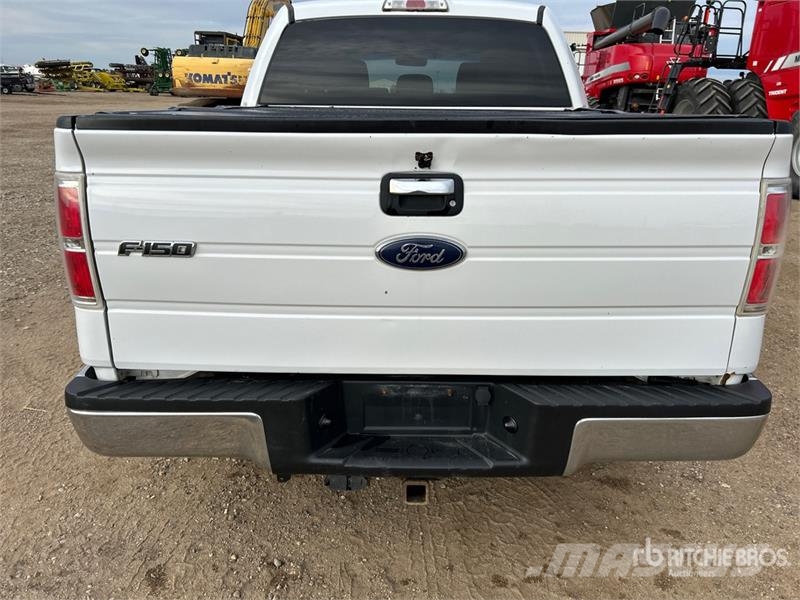 Ford F-150 XLT 4x4 Crew Cab Pickup Drugi