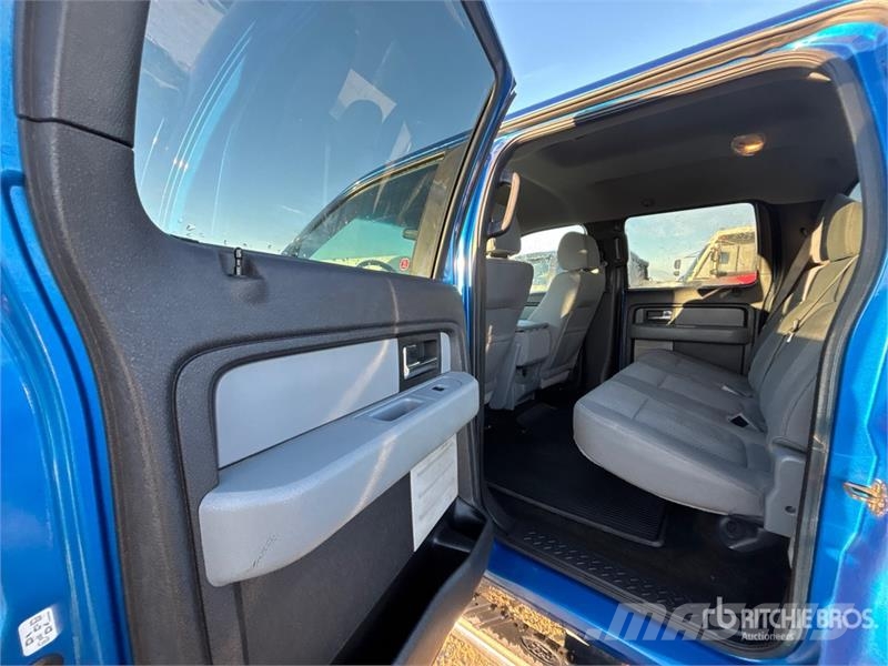 Ford F-150 XLT 4x4 Crew Cab Pickup Drugi