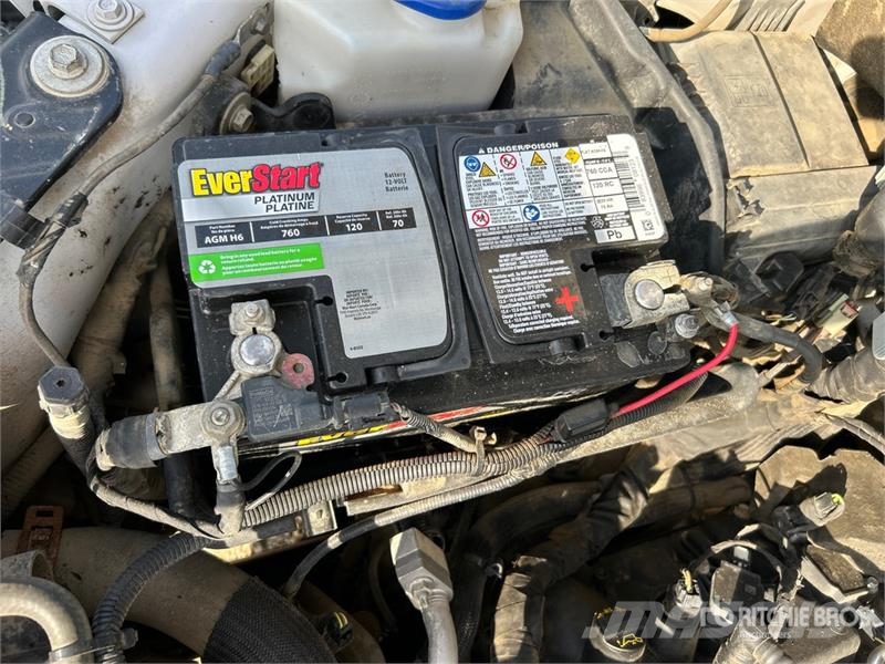 Ford F-150 XLT 4x4 Crew Cab Pickup Ostalo