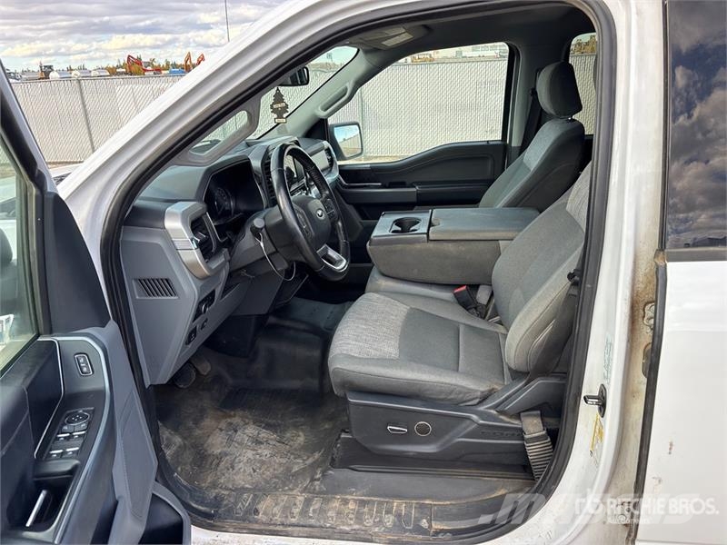 Ford F-150 XLT 4x4 Crew Cab Pickup Autre fourgon / utilitaire