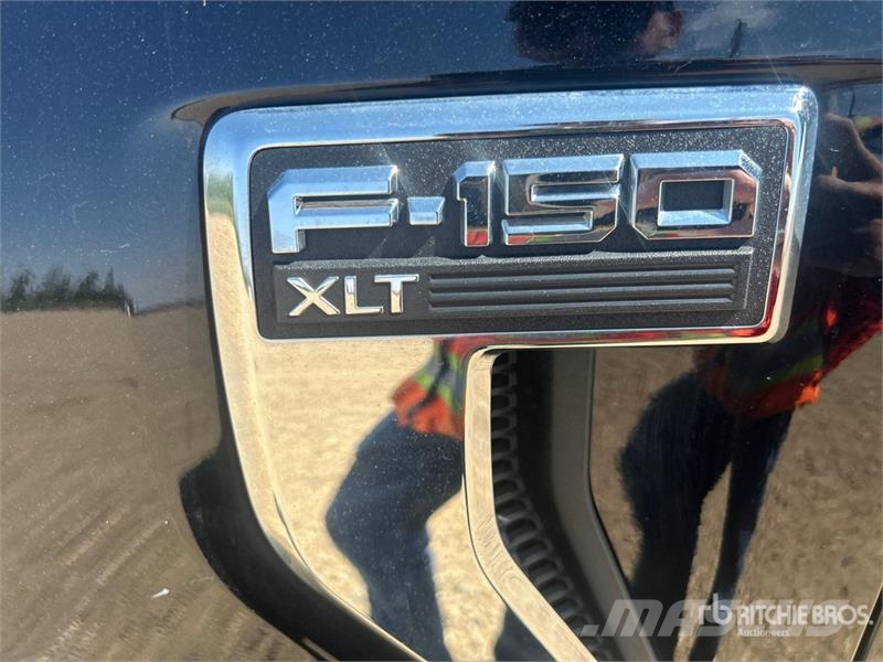 Ford F-150 XLT 4x4 Crew Cab Pickup Ostalo