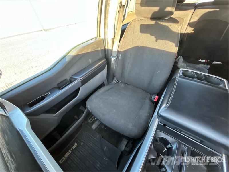 Ford F-150 XLT 4x4 Crew Cab Pickup Andere Transporter