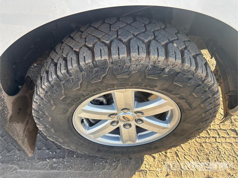 Ford F-150 XLT 4x4 Crew Cab Pickup Other