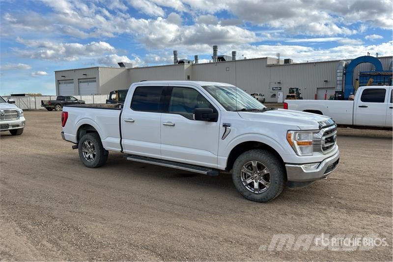 Ford F-150 XLT 4x4 Crew Cab Pickup Autre fourgon / utilitaire