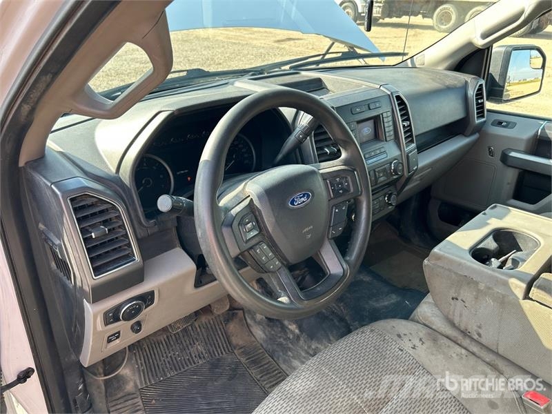 Ford F-150 XLT 4x4 Crew Cab Pickup Ostalo