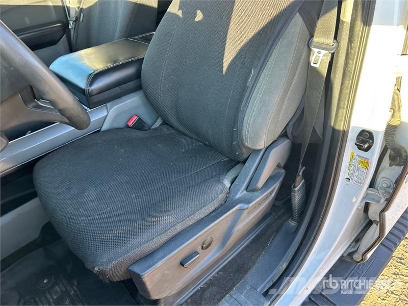 Ford F-150 XLT 4x4 Crew Cab Pickup Andere Transporter