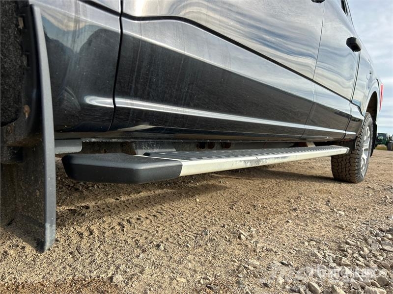 Ford F-150 XLT 4x4 Crew Cab Pickup Other