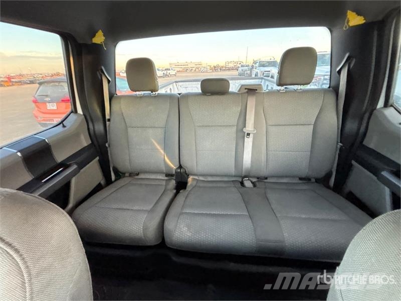 Ford F-150 XLT 4x4 Crew Cab Pickup Ostalo