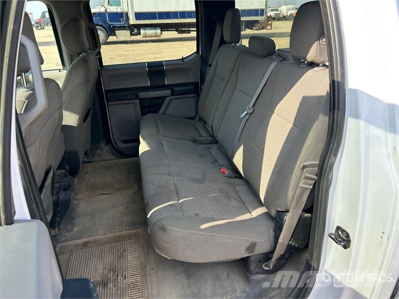 Ford F-150 XLT 4x4 Crew Cab Pickup Ostalo