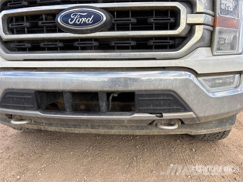 Ford F-150 XLT 4x4 Crew Cab Pickup Autre fourgon / utilitaire