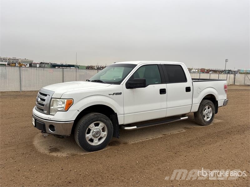 Ford F-150 XLT 4x4 Crew Cab Pickup Autre fourgon / utilitaire