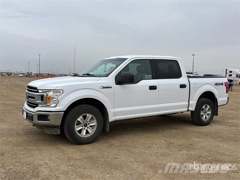 Ford F-150 XLT 4x4 Crew Cab Pickup أخرى