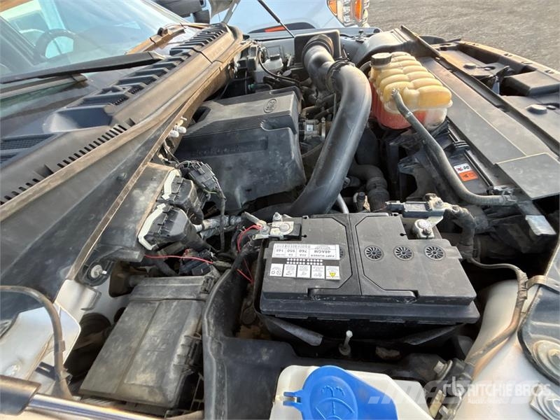 Ford F-150 XLT 4x4 Crew Cab Pickup Ostalo