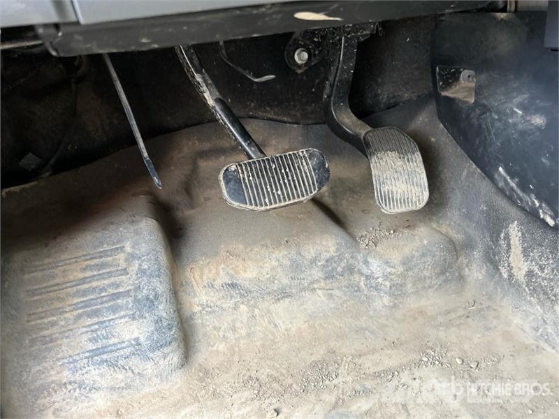 Ford F-150 XLT 4x4 Crew Cab Pickup 其他