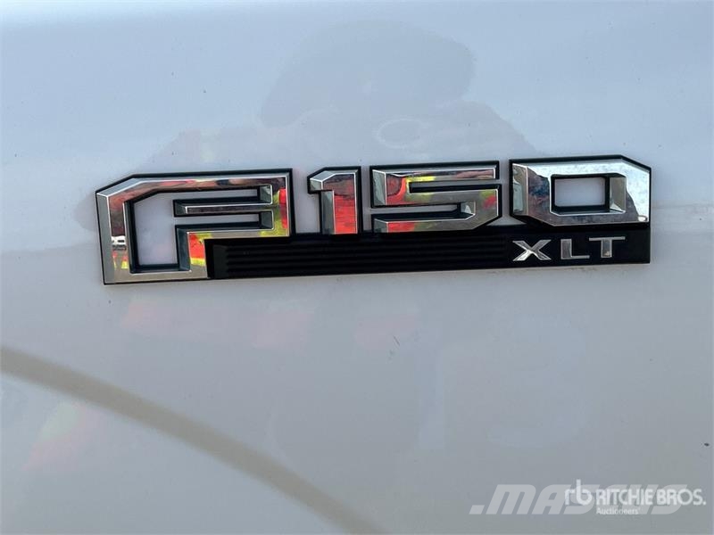 Ford F-150 XLT 4x4 Crew Cab Pickup أخرى