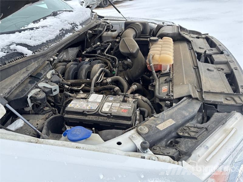 Ford F-150 XLT 4x4 Crew Cab Pickup أخرى