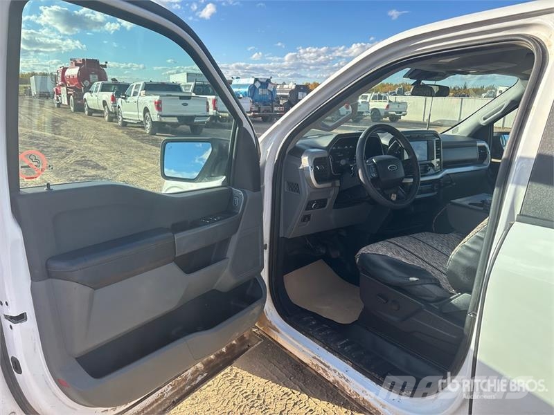 Ford F-150 XLT 4x4 Crew Cab Pickup Other