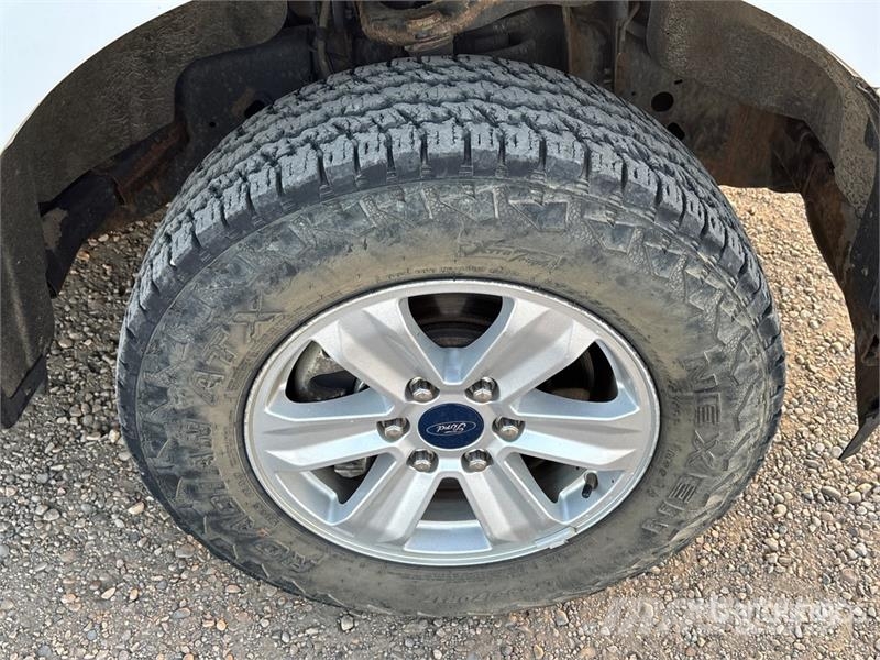 Ford F-150 XLT 4x4 Crew Cab Pickup Ostalo