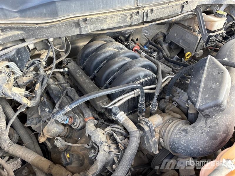 Ford F-150 XLT 4x4 Crew Cab Pickup Autre fourgon / utilitaire