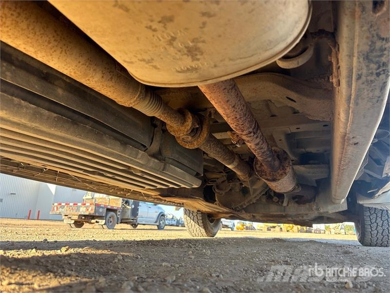 Ford F-150 XLT 4x4 Crew Cab Pickup Furgoni altro