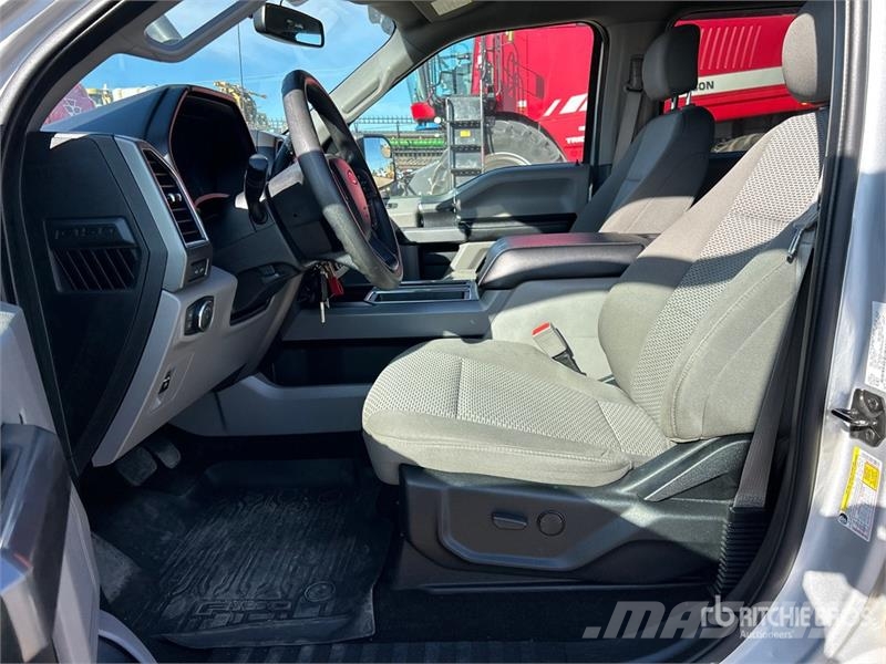 Ford F-150 XLT 4x4 Crew Cab Pickup Other