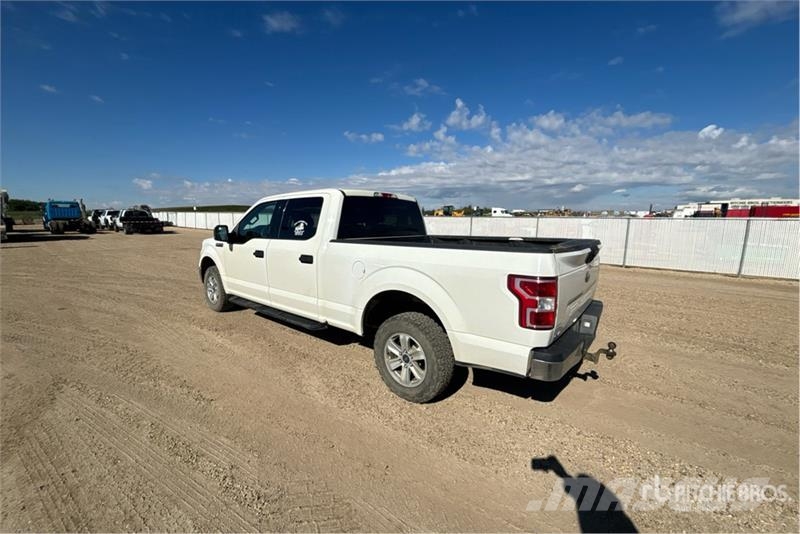 Ford F-150 XLT 4x4 Crew Cab Pickup Other