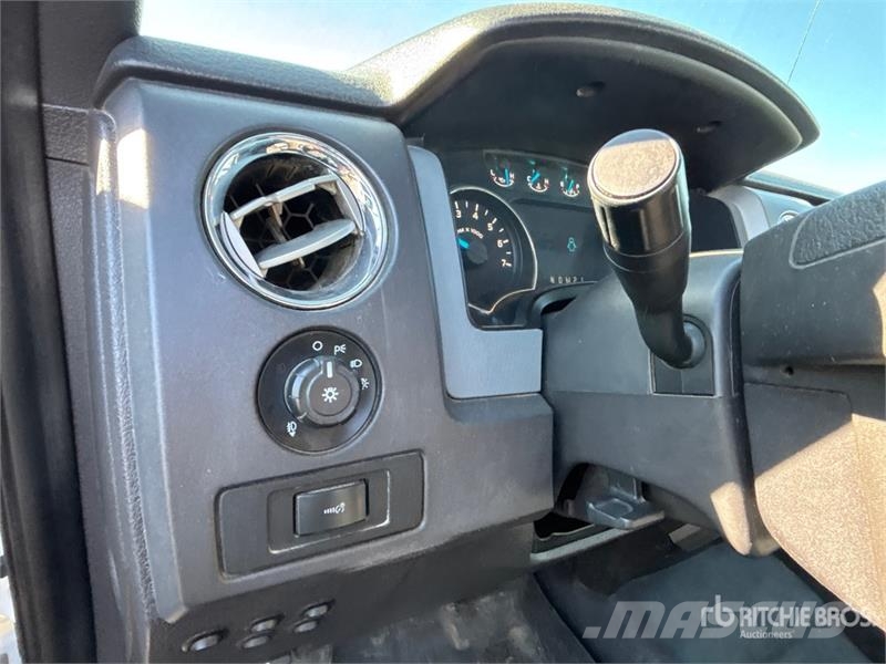 Ford F-150 XLT 4x4 Crew Cab Pickup Otras furgonetas