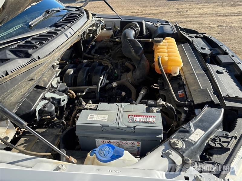 Ford F-150 XLT 4x4 Crew Cab Pickup 其他
