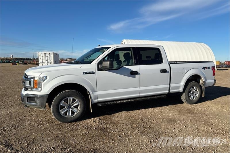 Ford F-150 XLT 4x4 Crew Cab Pickup 其他