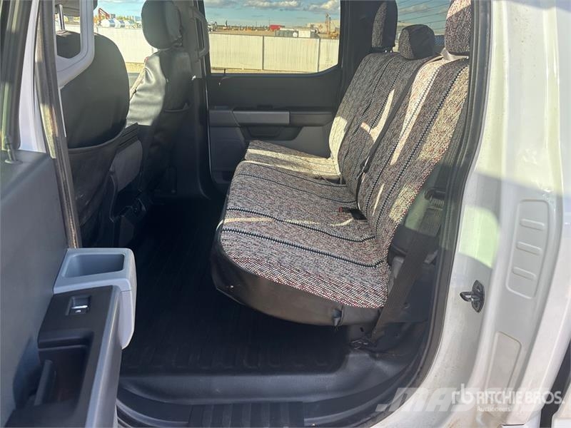 Ford F-150 XLT 4x4 Crew Cab Pickup Other