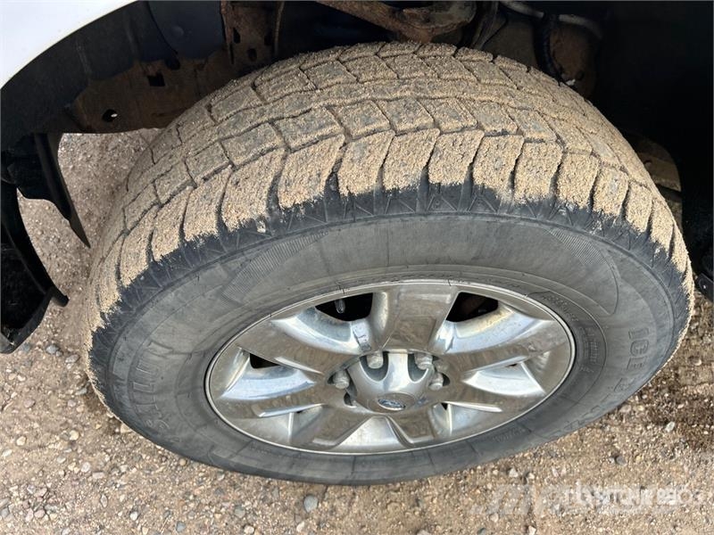 Ford F-150 XLT 4x4 Crew Cab Pickup Drugi