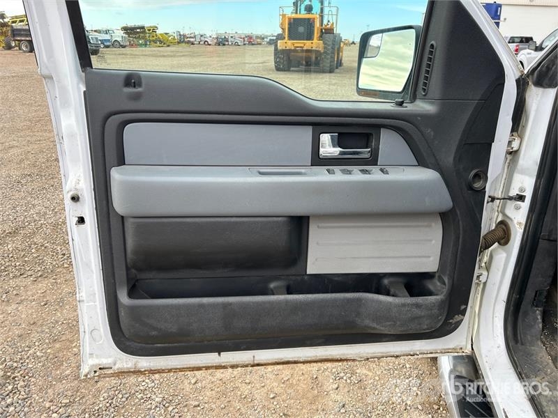 Ford F-150 XLT 4x4 Crew Cab Pickup Altele