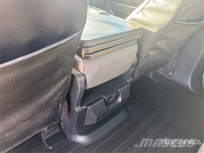 Ford F-150 XLT 4x4 Crew Cab Pickup Other