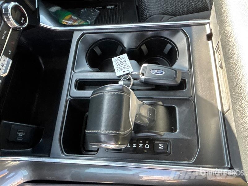 Ford F-150 XLT 4x4 Crew Cab Pickup Прочие фургоны