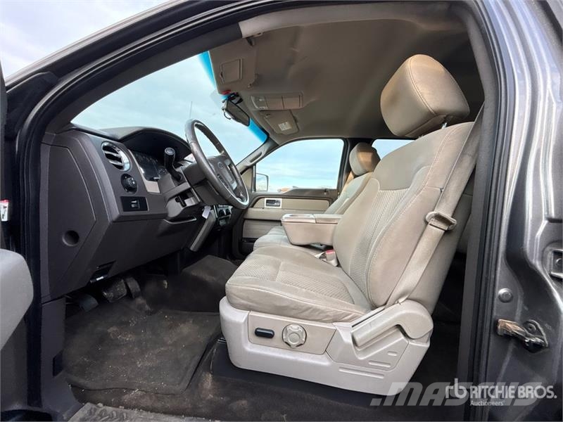 Ford F-150 XLT 4x4 Crew Cab Pickup Drugi