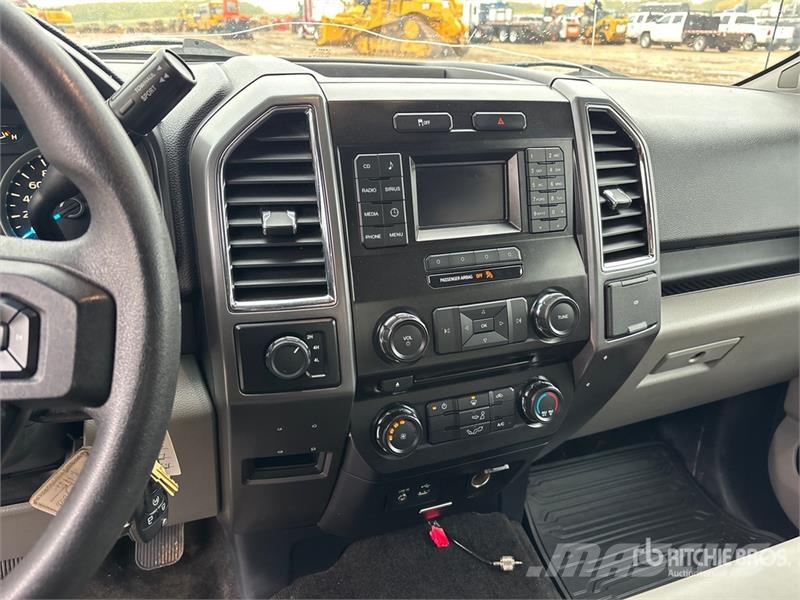 Ford F-150 XLT 4x4 Crew Cab Pickup Ostalo