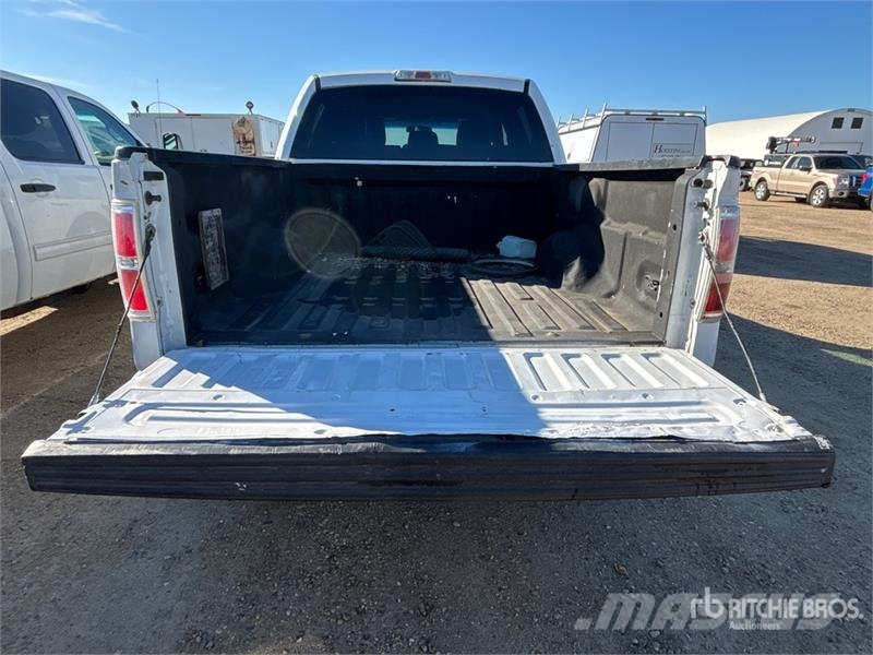 Ford F-150 XLT 4x4 Crew Cab Pickup Otras furgonetas