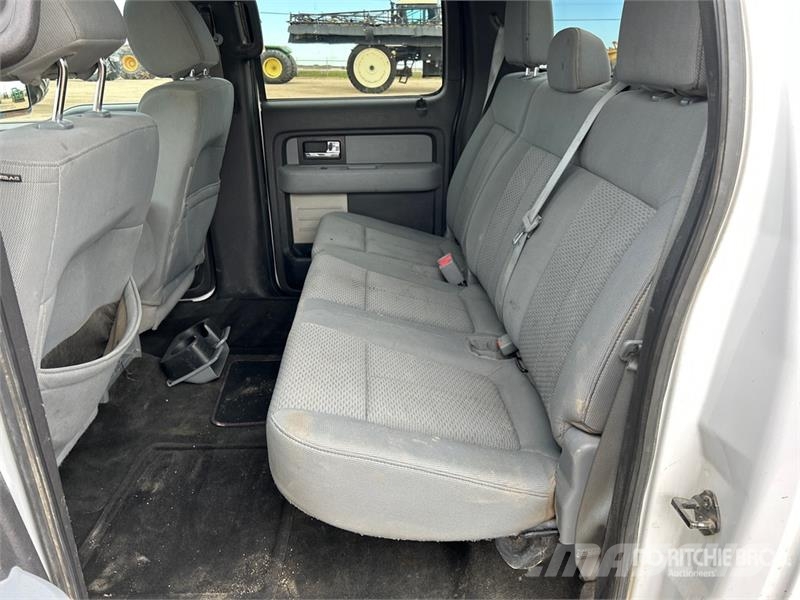 Ford F-150 XLT 4x4 Crew Cab Pickup Altele