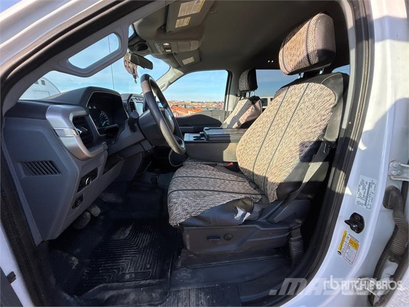 Ford F-150 XLT 4x4 Crew Cab Pickup Furgoni altro