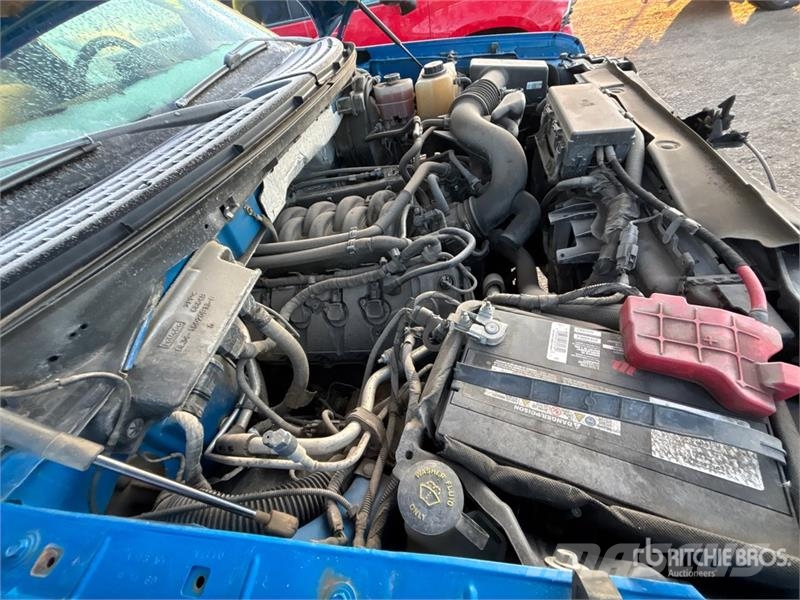 Ford F-150 XLT 4x4 Crew Cab Pickup Drugi