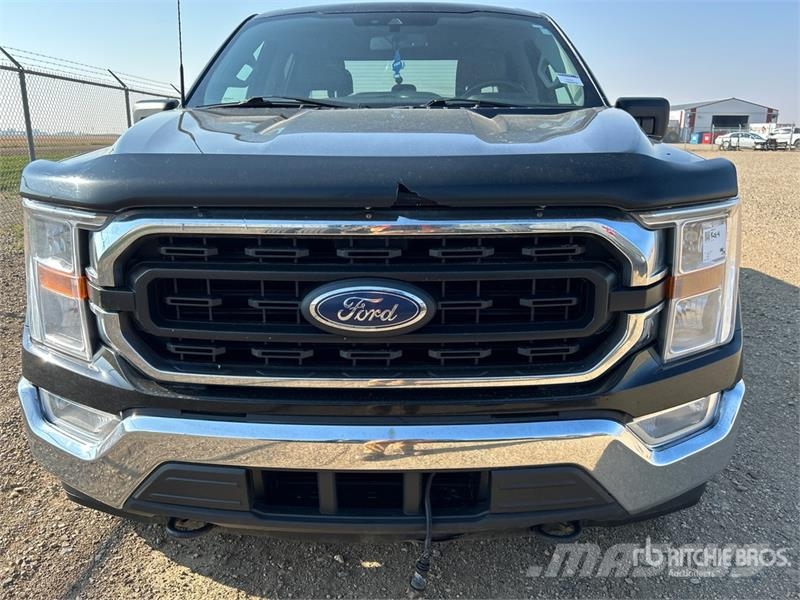 Ford F-150 XLT 4x4 Crew Cab Pickup Ostalo