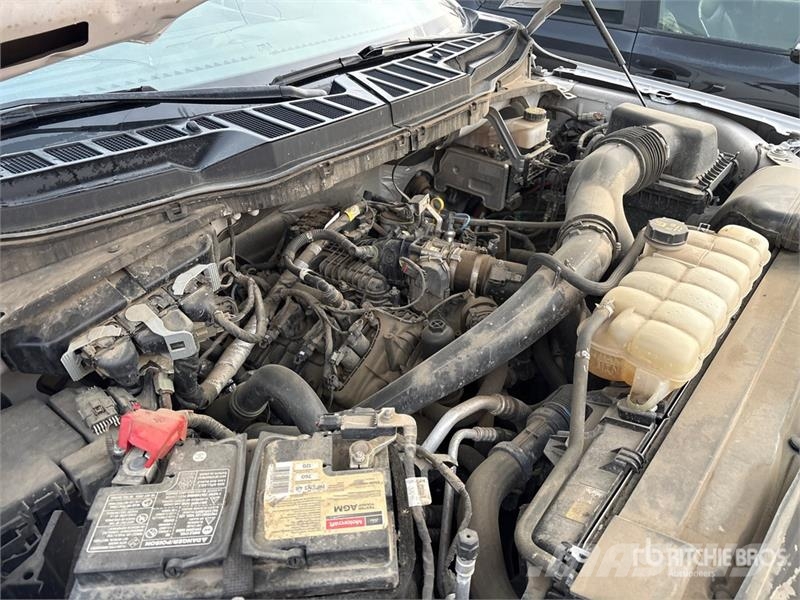 Ford F-150 XLT 4x4 Crew Cab Pickup Other