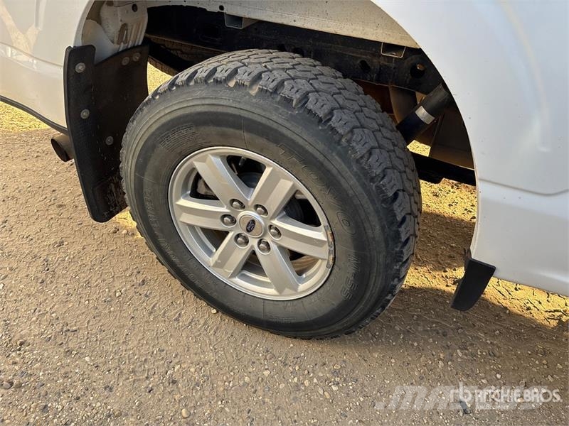 Ford F-150 XLT 4x4 Crew Cab Pickup Ostalo