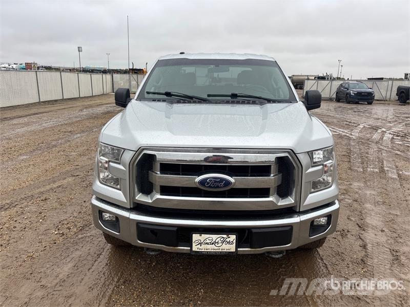 Ford F-150 XLT 4x4 Crew Cab Pickup Ostalo