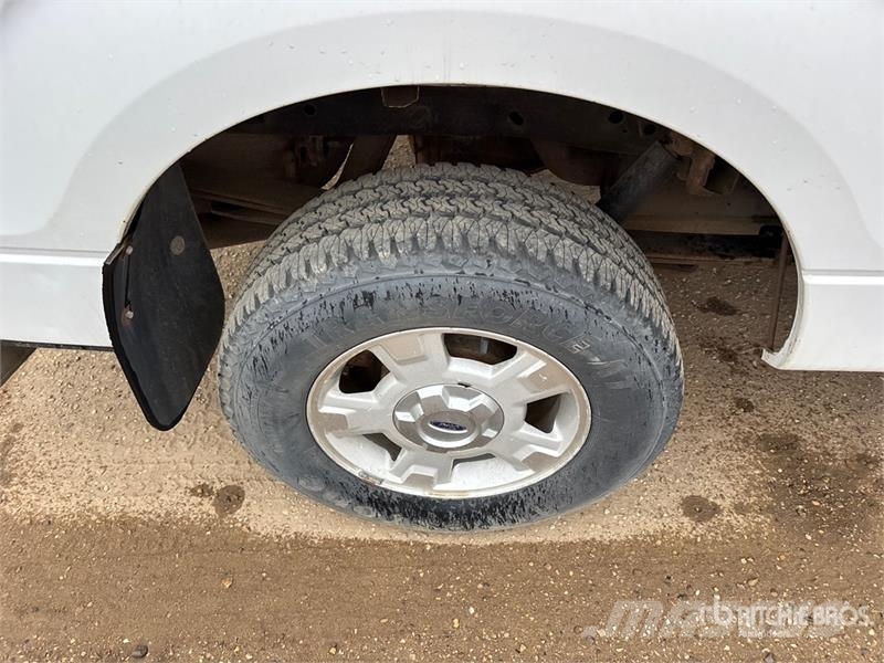 Ford F-150 XLT 4x4 Crew Cab Pickup Autre fourgon / utilitaire