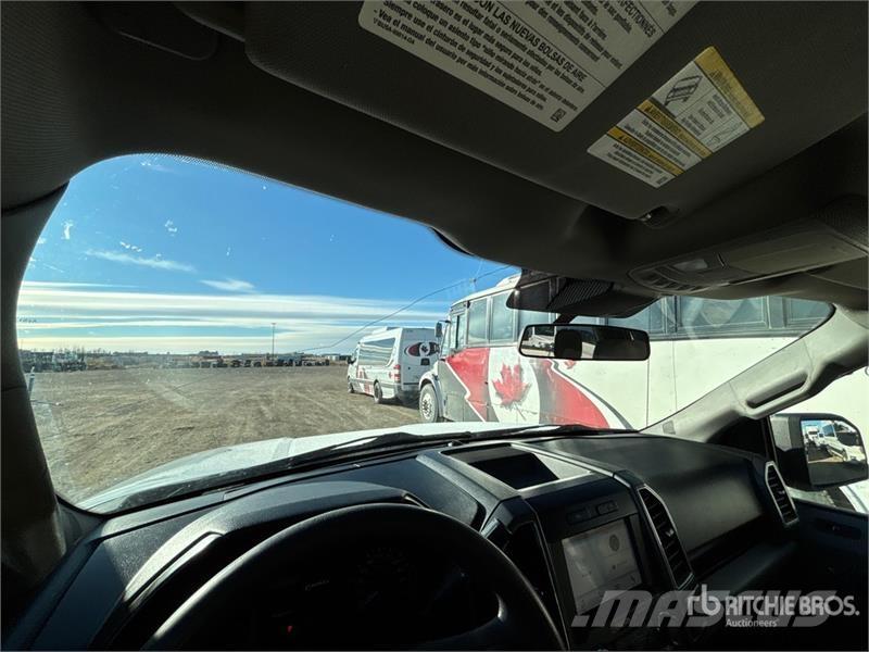 Ford F-150 XLT 4x4 Crew Cab Pickup 其他