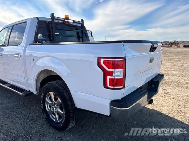 Ford F-150 XLT 4x4 Crew Cab Pickup Andere Transporter